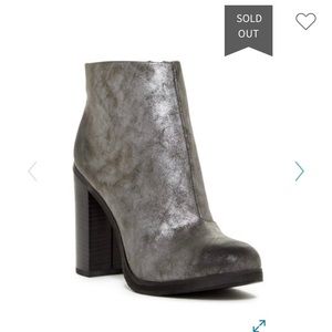 NWOT BC Footwear Crowd Ankle Boot/Bootie